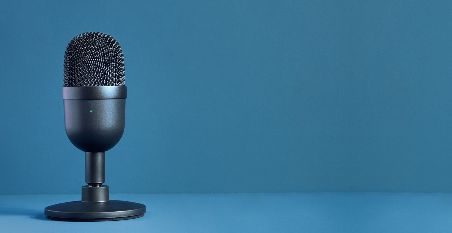 Minimalist,Image,Of,A,Modern,And,Elegant,Black,Design,Microphone